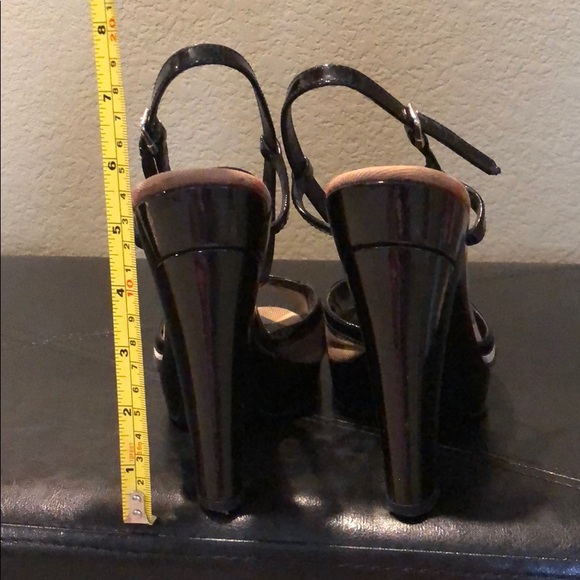 Burberry platform heels - Picture 4 of 8